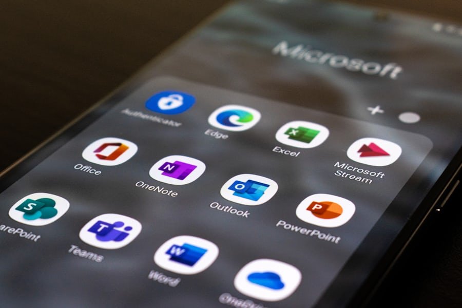 Microsoft Patches Record 570 Security Flaws, Citing AI-Driven Discovery