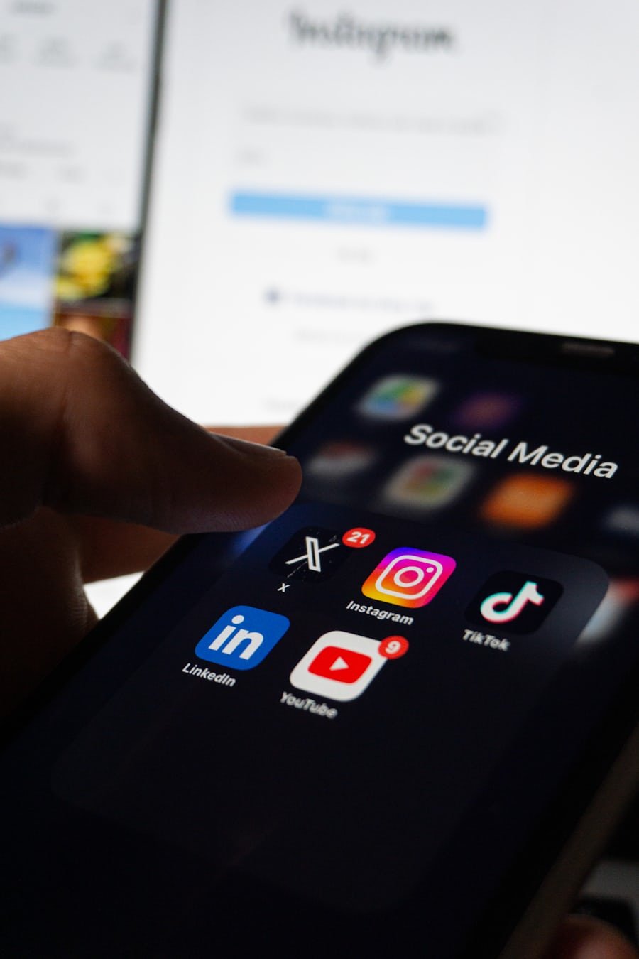 How AI Is Reshaping Instagram Engagement Without Erasing the Human Element